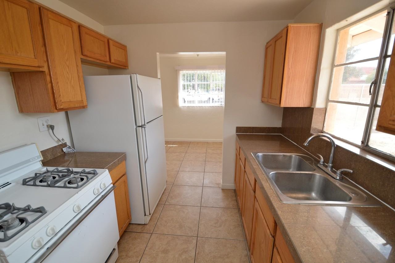 5056 E Baker St - Photo 2 of 10