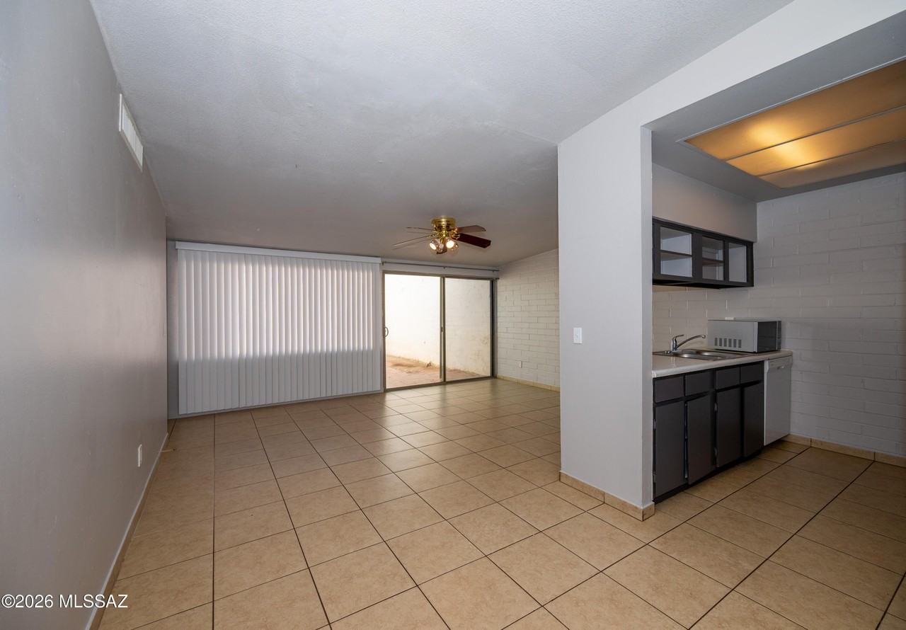 2772 S Kolb Rd - Photo 3 of 13
