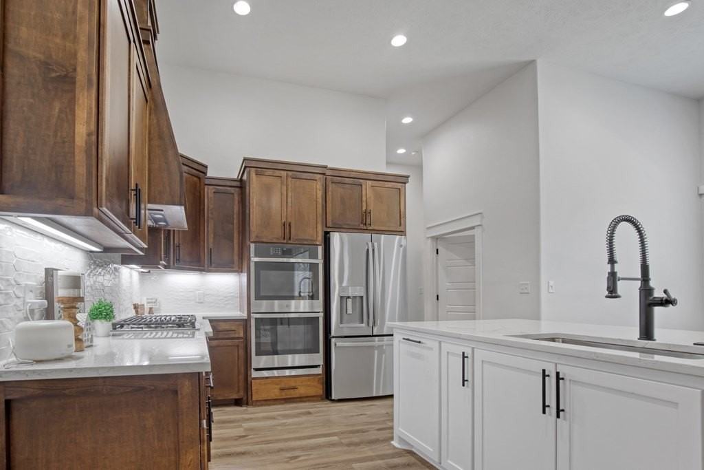 5616 Deaton Pl - Photo 5 of 23