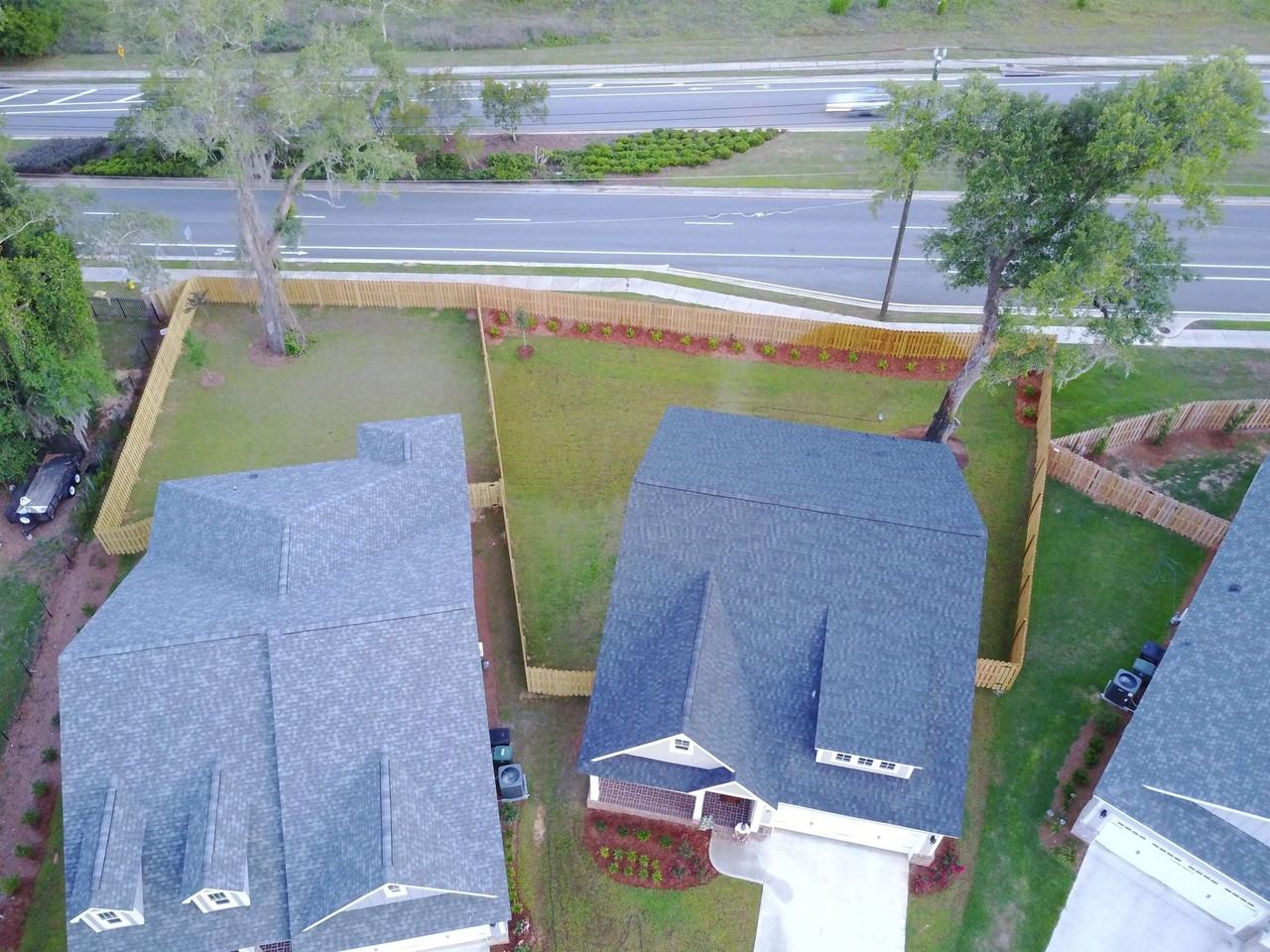 151 Harlan Ct - Photo 3 of 18