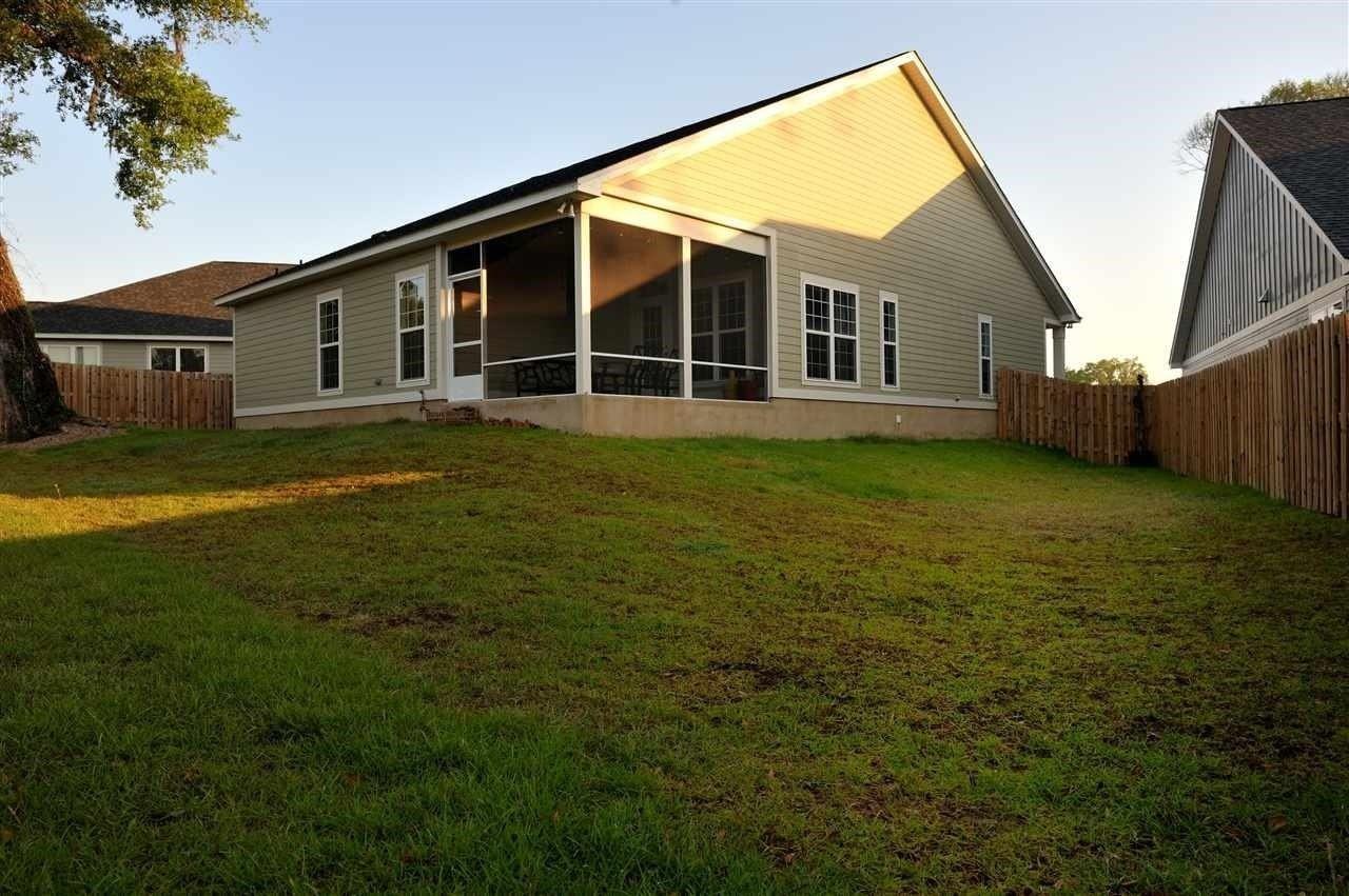 151 Harlan Ct - Photo 4 of 18