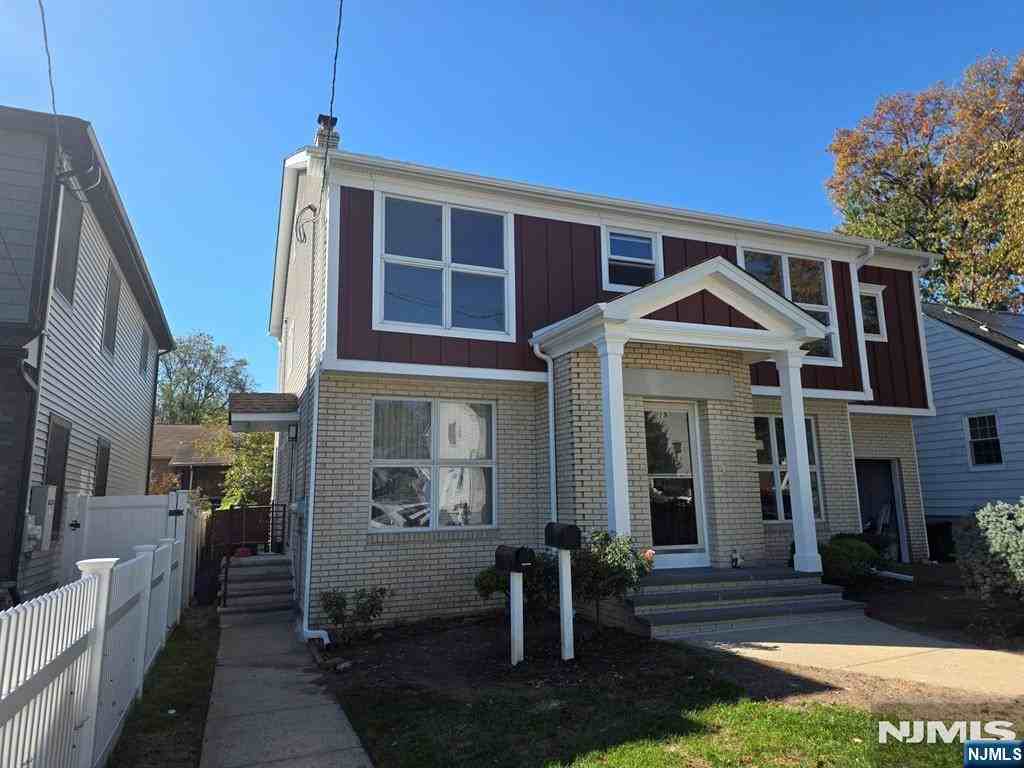 19 Morton Pl - Photo 3 of 14