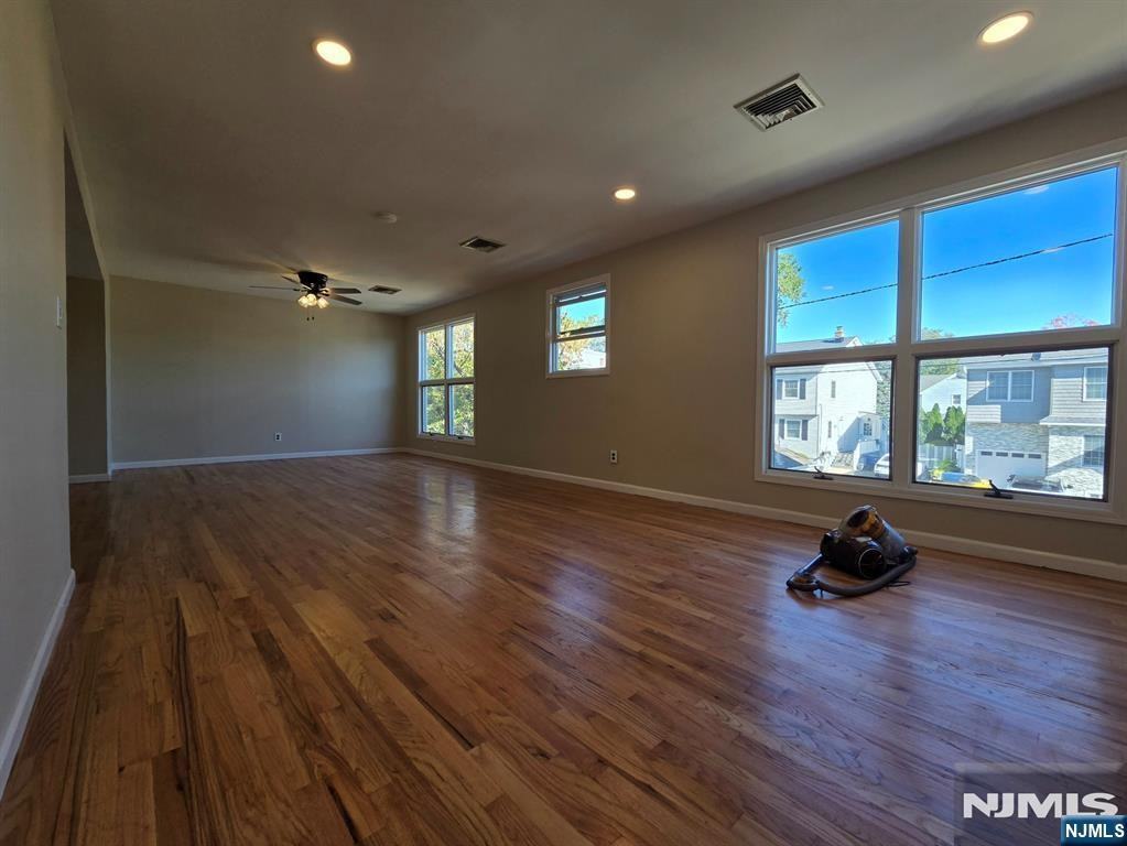 19 Morton Pl - Photo 4 of 14