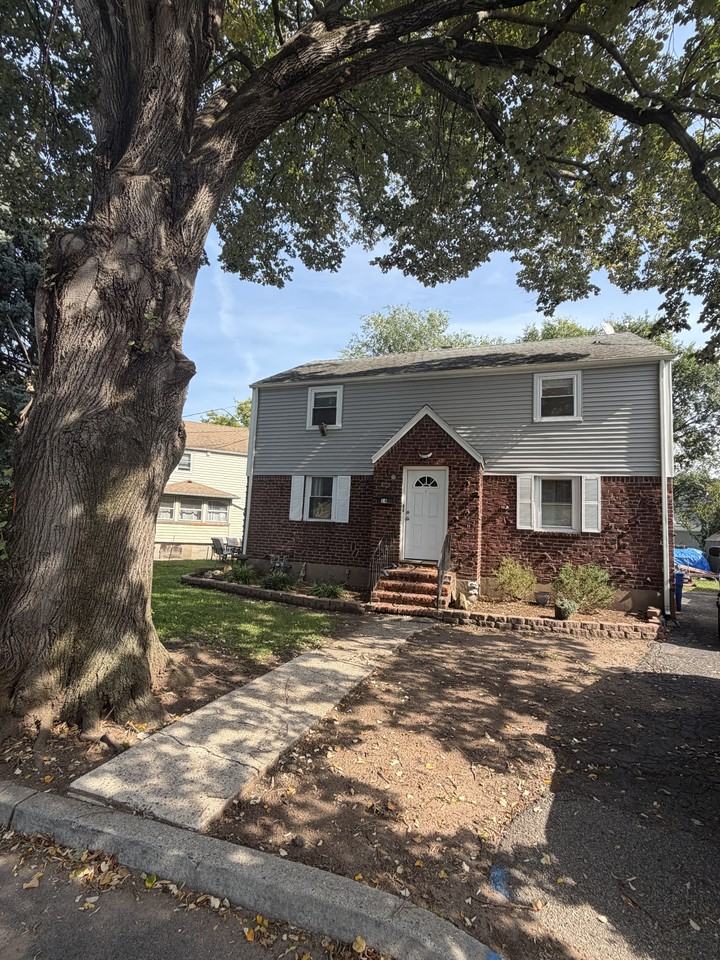 14 Edward Ct