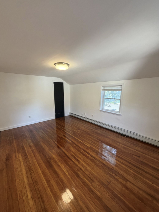 14 Edward Ct - Photo 6 of 11