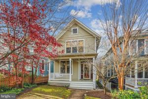 featured image of 4114 Fessenden St Nw