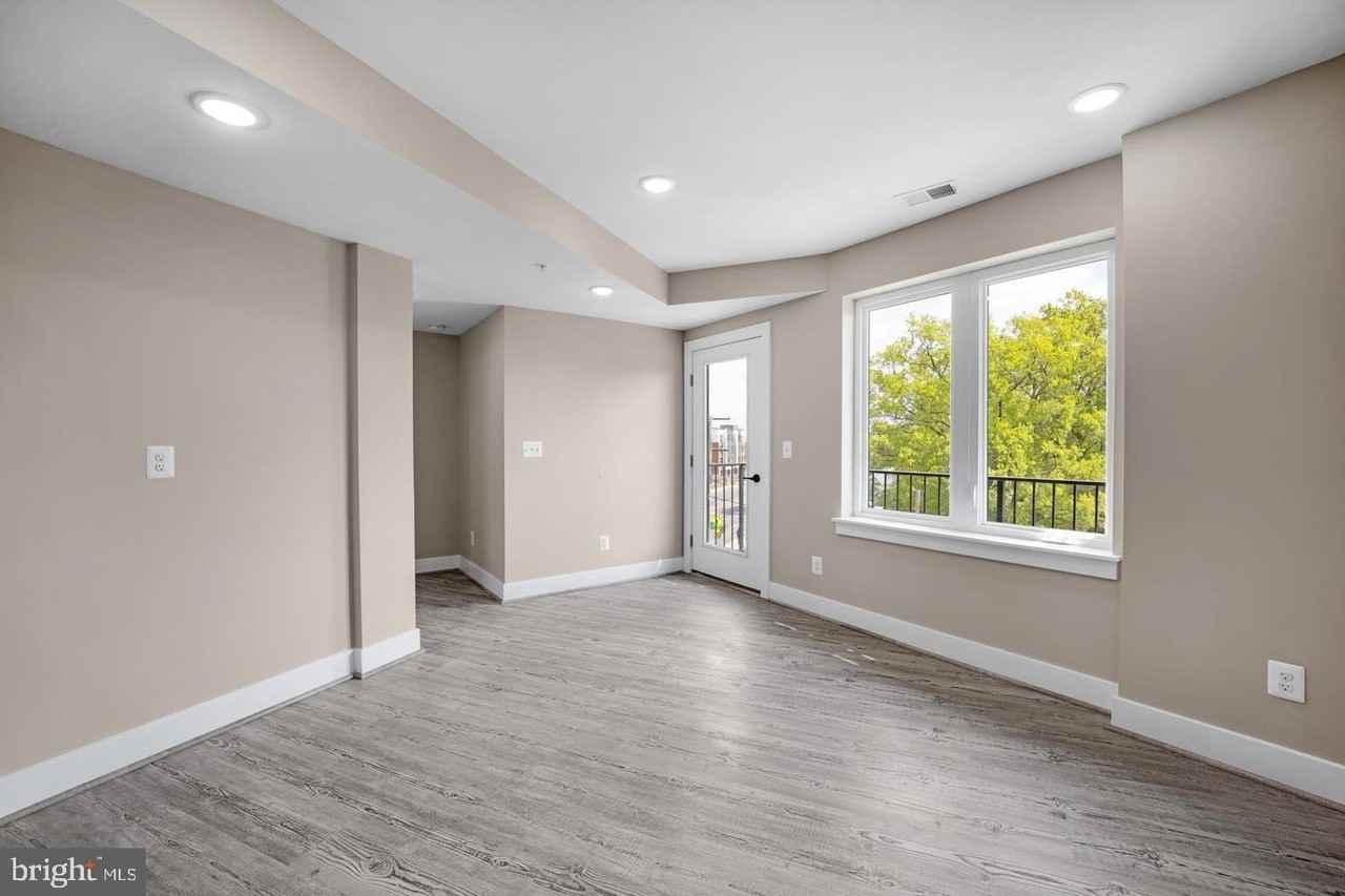 1617 Rhode Island Ave Ne #302 - Photo 5 of 13