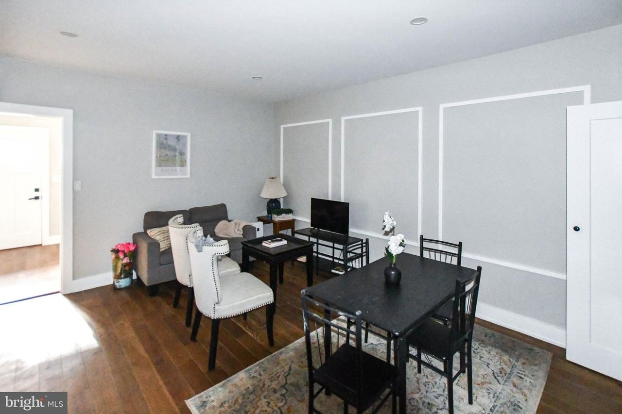 1703 W Virginia Ave Ne #1 - Photo 7 of 32
