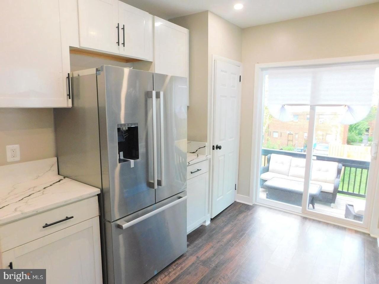 24 53rd Pl Se - Photo 5 of 24