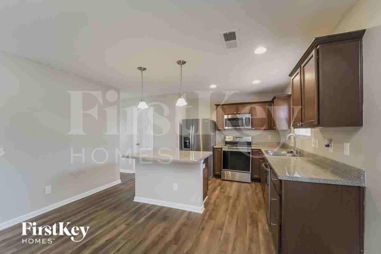 6933 Seney Dr - Photo 6 of 16