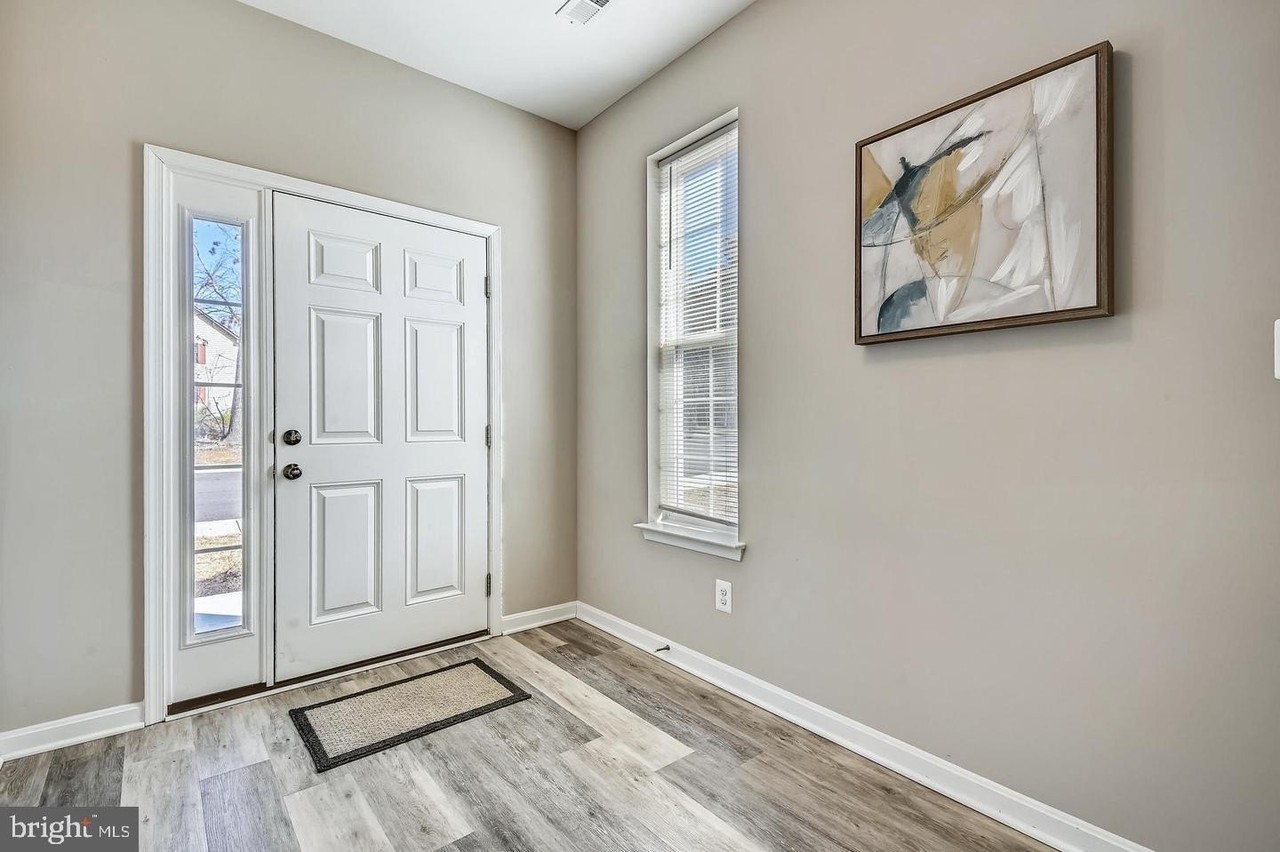 903 Dorchester Cove Rd - Photo 3 of 38