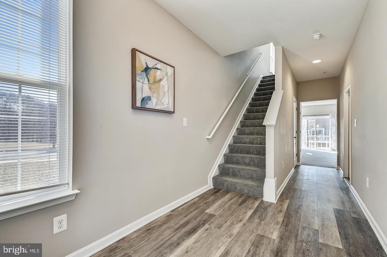 903 Dorchester Cove Rd - Photo 7 of 38