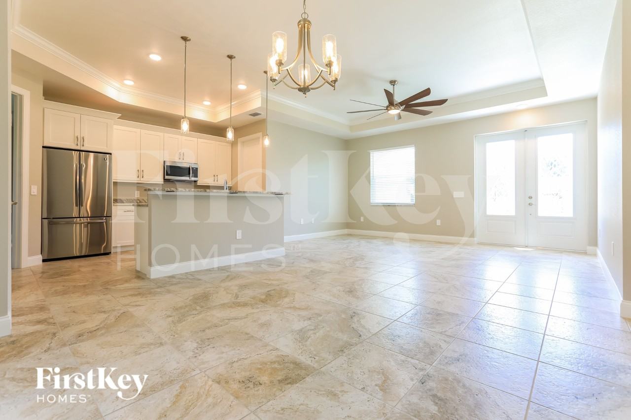 23264 Abrade Ave - Photo 3 of 15