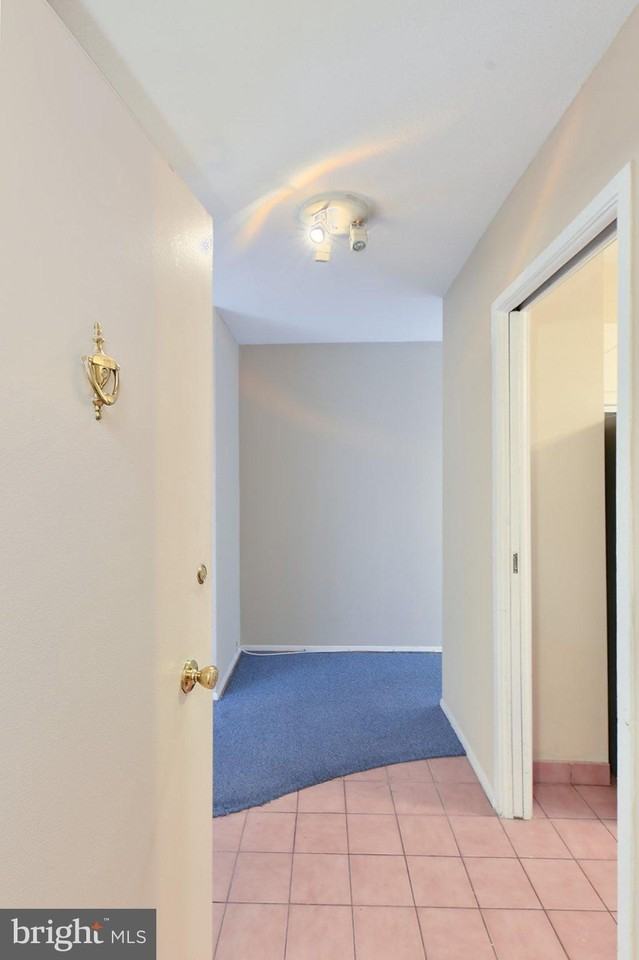 1 E University Pkwy #1403 - Photo 6 of 21