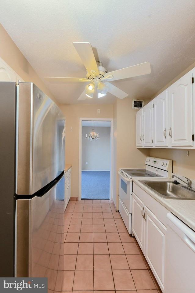1 E University Pkwy #1403 - Photo 7 of 21