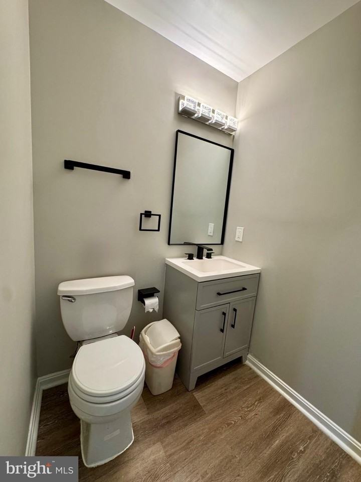 1155 N Calhoun St - Photo 4 of 18