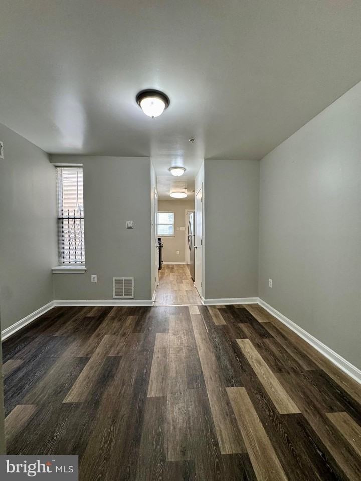 1155 N Calhoun St - Photo 6 of 18