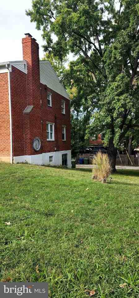 622 Harwood Ave - Photo 2 of 18