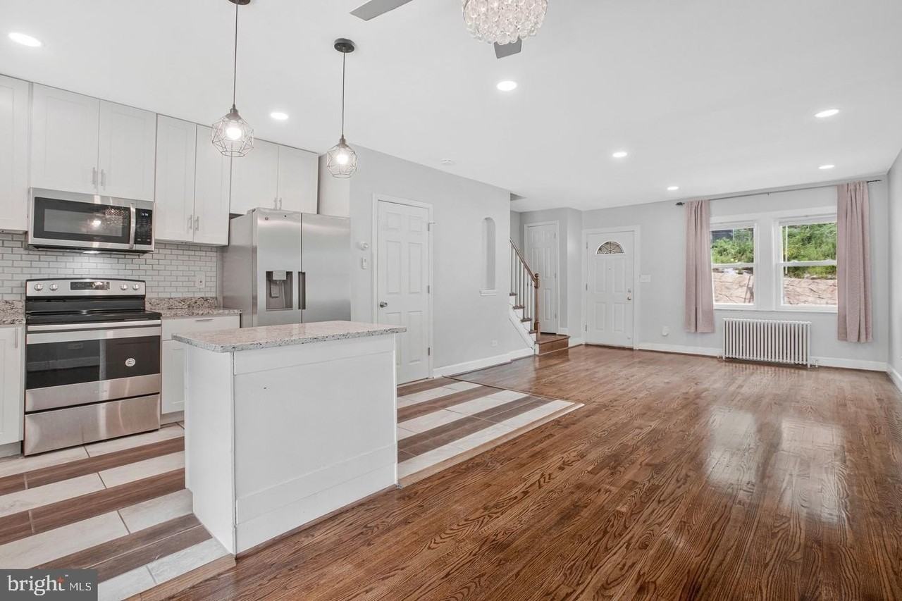 5169 Frederick Ave - Photo 4 of 13