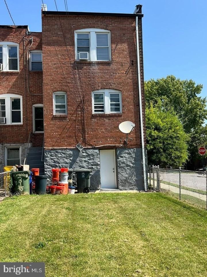 3125 Brendan Ave - Photo 5 of 26