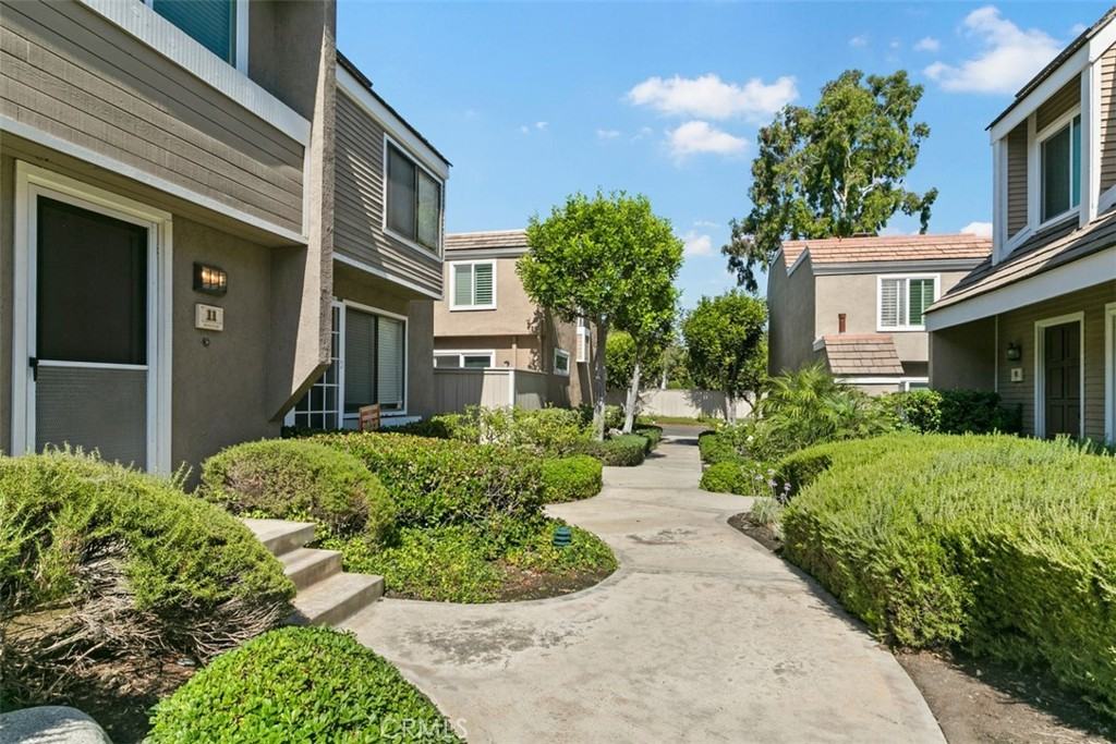 11 Rosemary Unit 20 - Photo 4 of 47