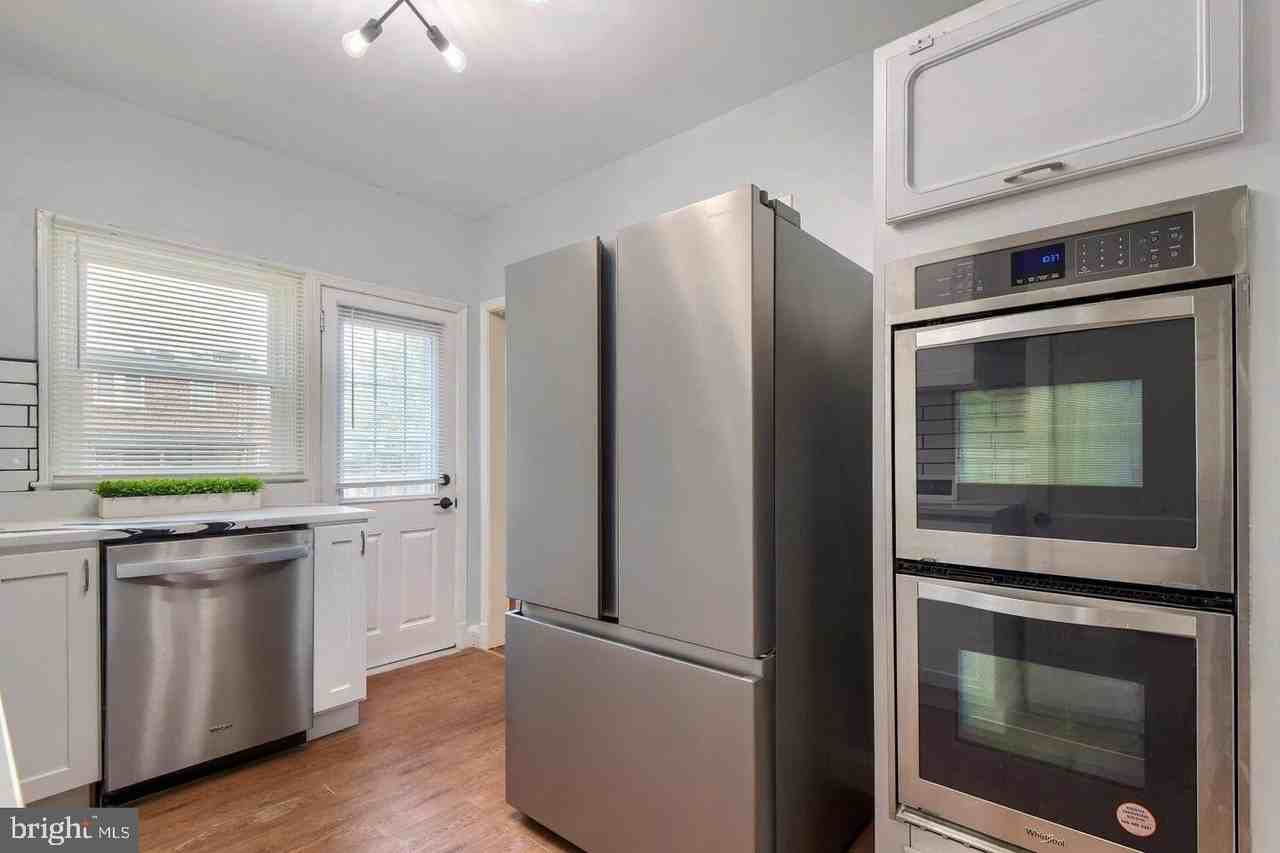 49 Briarwood Rd - Photo 5 of 15