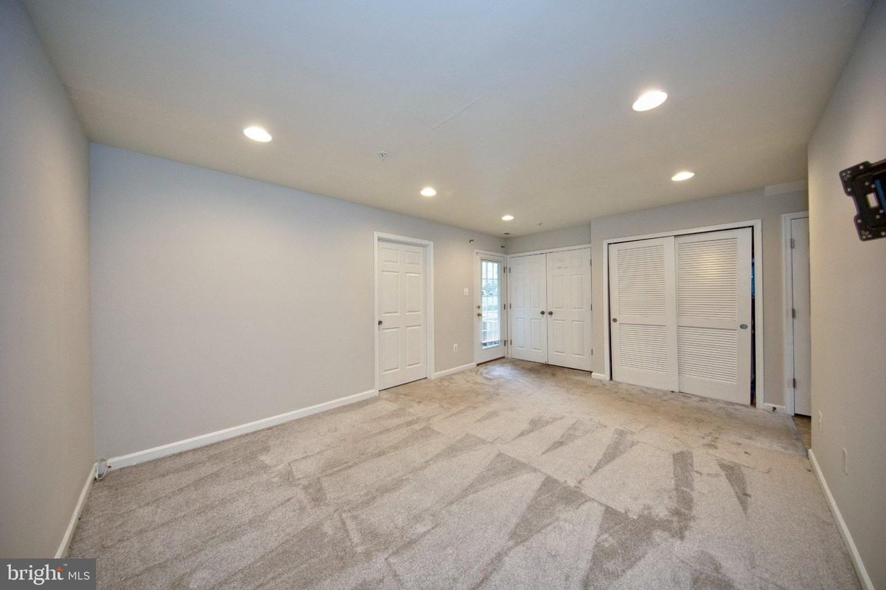 320 Marasco Ct - Photo 5 of 28