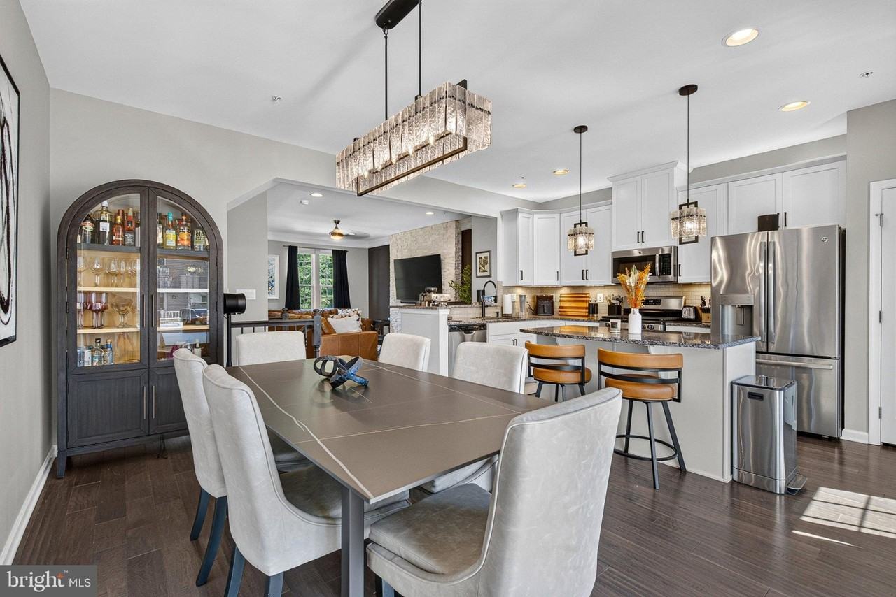 10223 Campbell Blvd - Photo 4 of 18