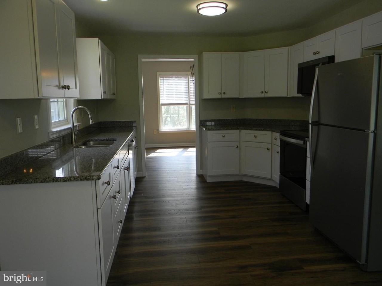 103 Turtleback Ct - Photo 5 of 17