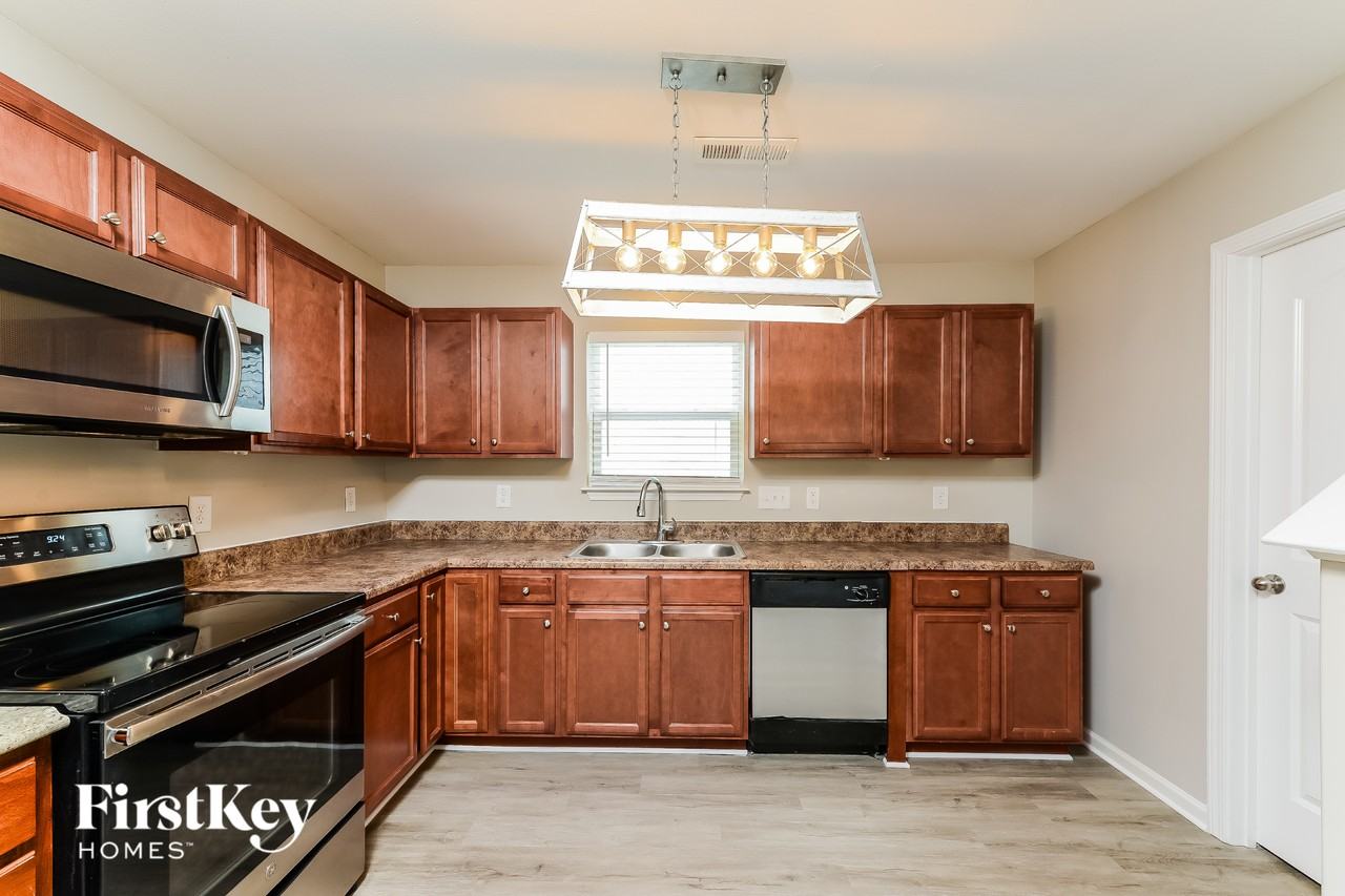 1670 Parkside Meadow Dr - Photo 4 of 15