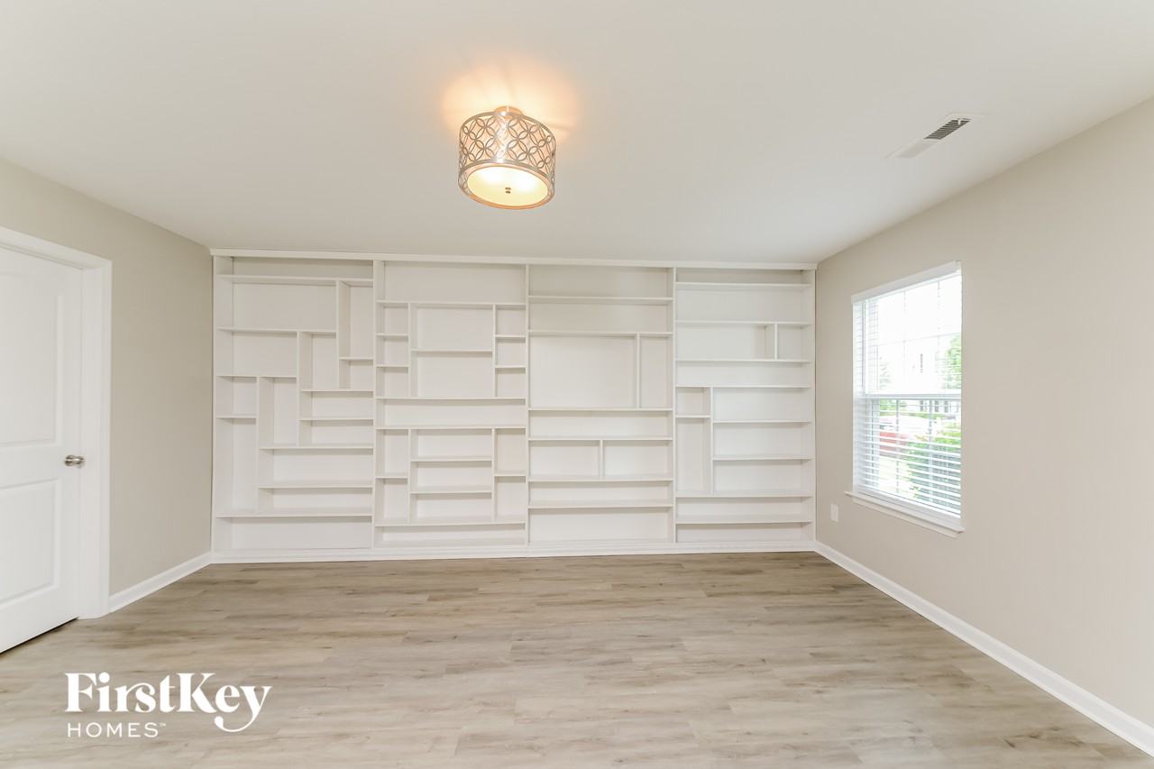 1670 Parkside Meadow Dr - Photo 6 of 15