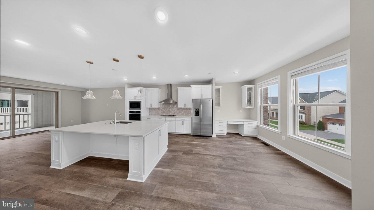 11115 Hazelnut Ln - Photo 6 of 35