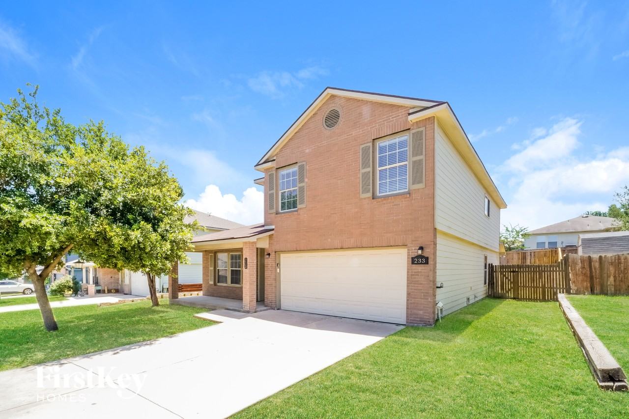 233 Weeping Willow - Photo 2 of 16