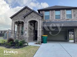 featured image of 8403 Amber Bend Dr