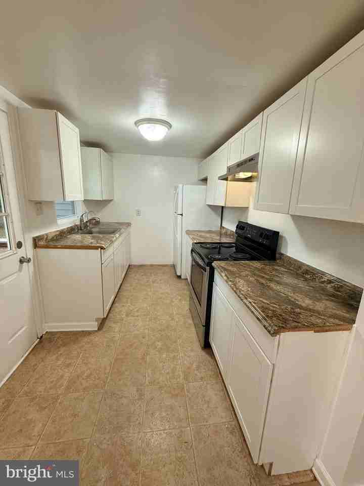 23686 L Rd - Photo 3 of 10