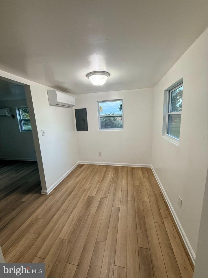 23686 L Rd - Photo 4 of 10