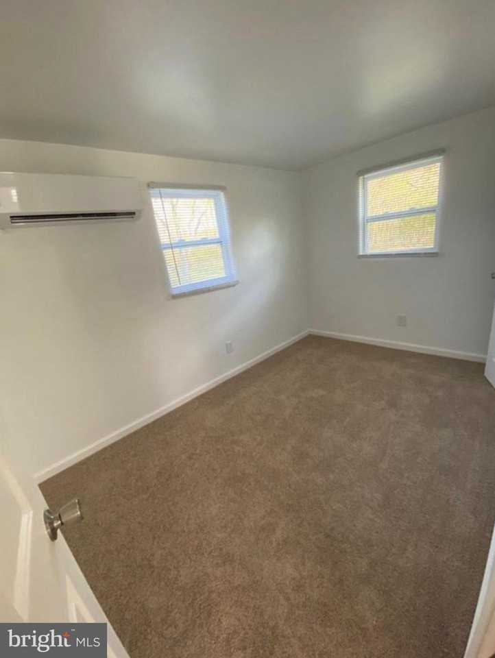23686 L Rd - Photo 6 of 10