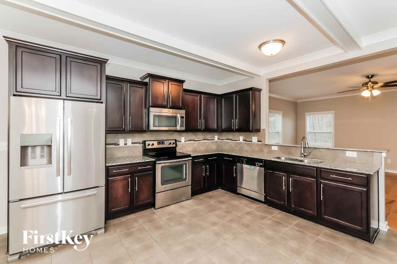 7115 Friar Tuck Ln - Photo 6 of 15