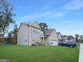 featured image of 220 Red Oak Ridge Pl
