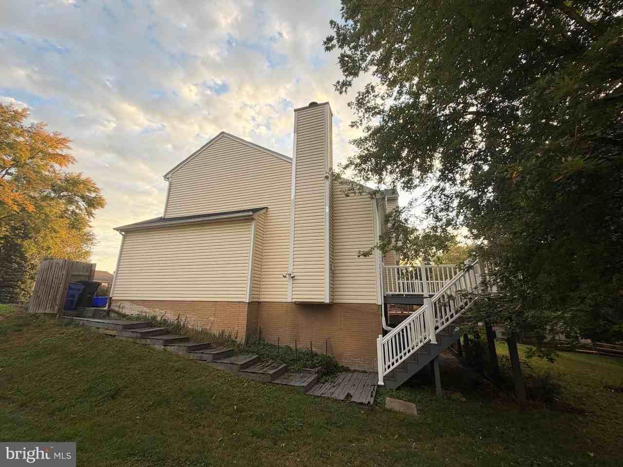 12212 Stoney Bottom Rd - Photo 5 of 48