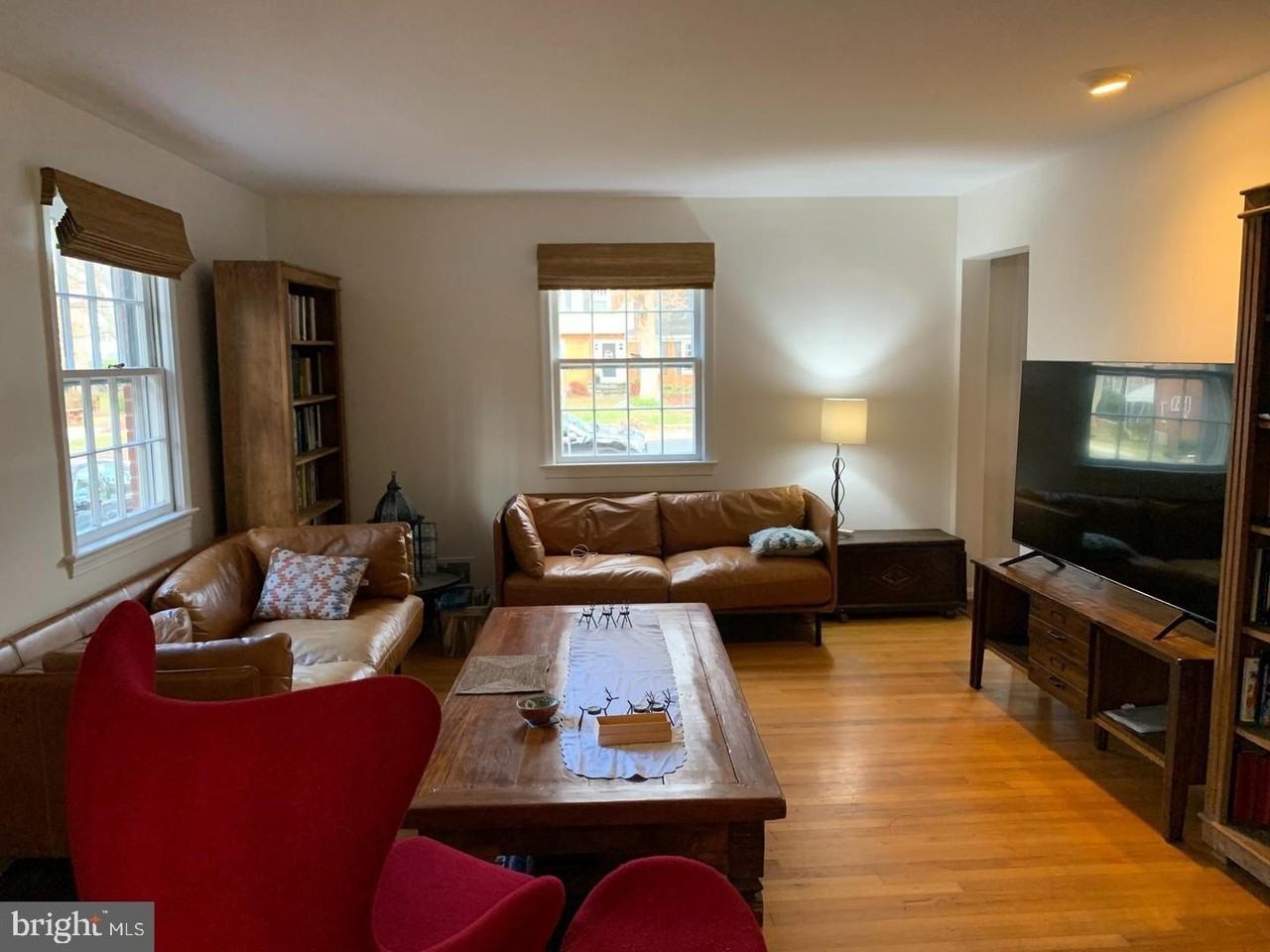 6002 Beech Ave - Photo 4 of 33