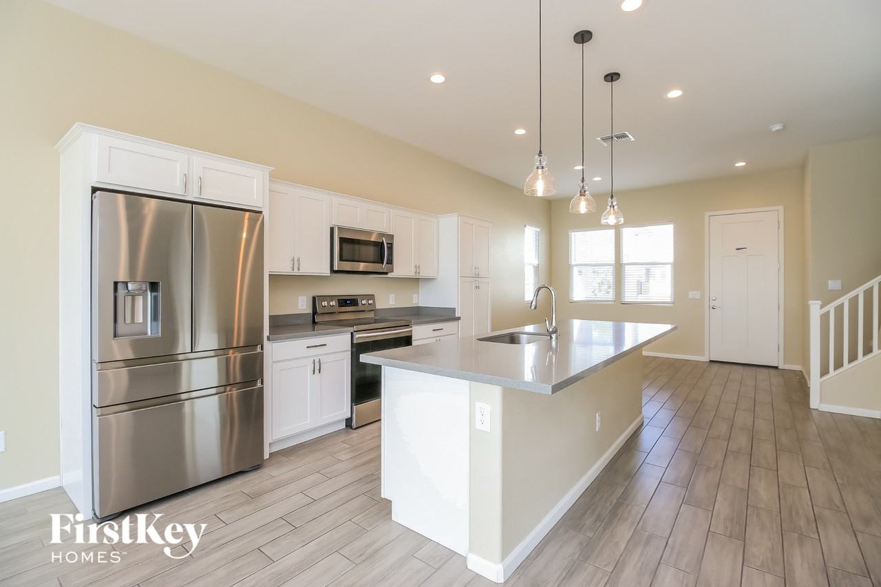 355 N 157th Ln - Photo 6 of 15