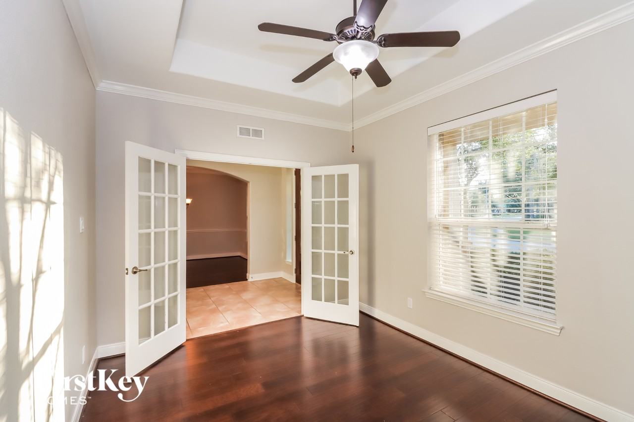 14619 Carolina Hollow Ln - Photo 6 of 15