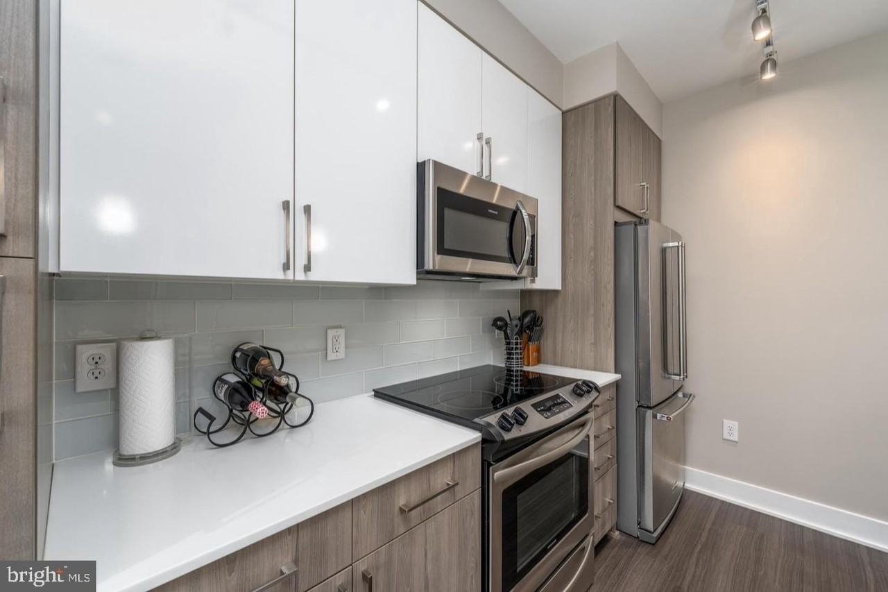 145 Riverhaven Dr #131 - Photo 7 of 50