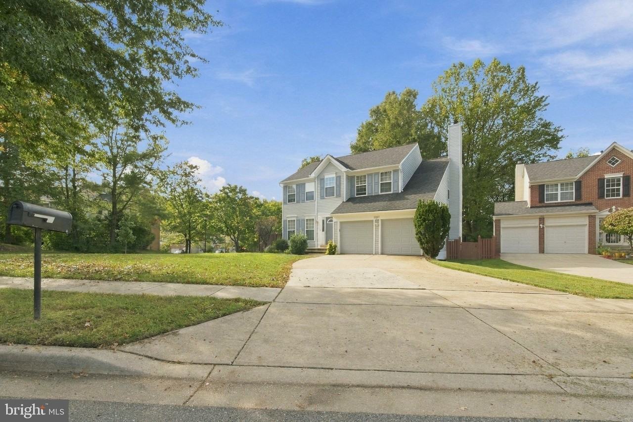 6307 Grenfell Ct - Photo 2 of 32