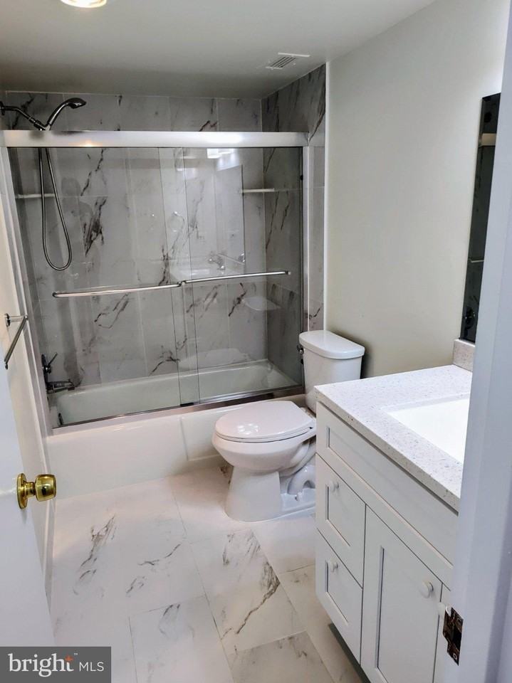 6100 Westchester Park Dr #519 - Photo 6 of 13