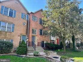 1121 Lindsay Ln - Photo 1 of 1