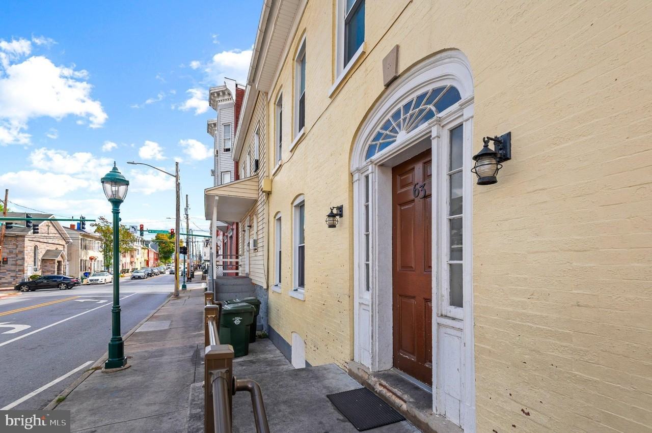 63 E Antietam St #2W