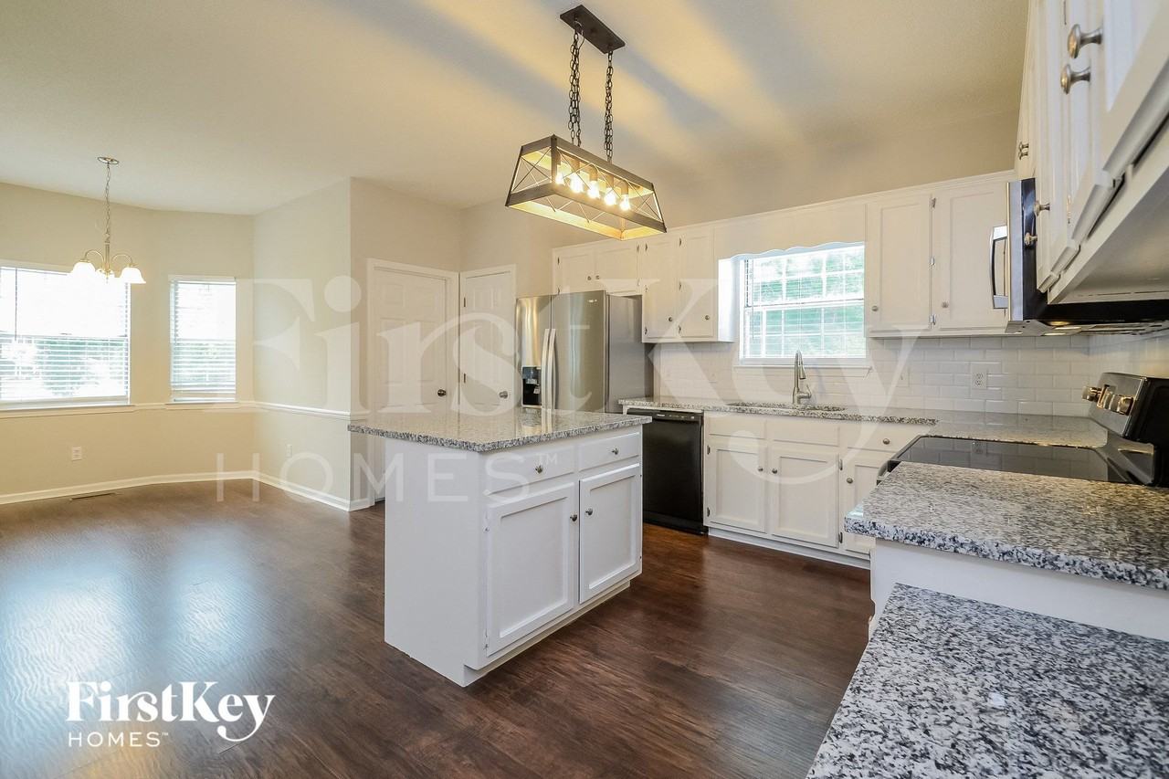 516 Olde Towne Ln - Photo 6 of 15