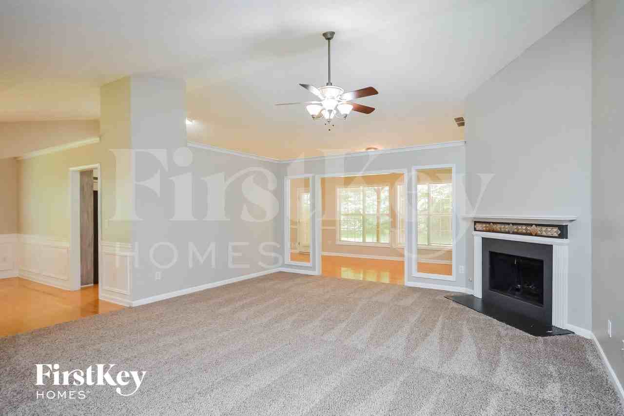 6401 Highways - Photo 2 of 15